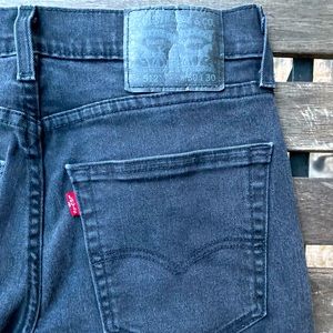 Levi’s Black skinny 512